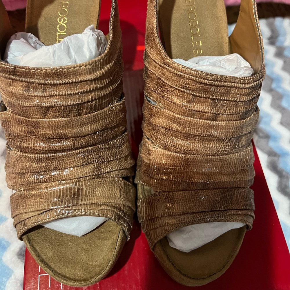 Aerosoles wedges